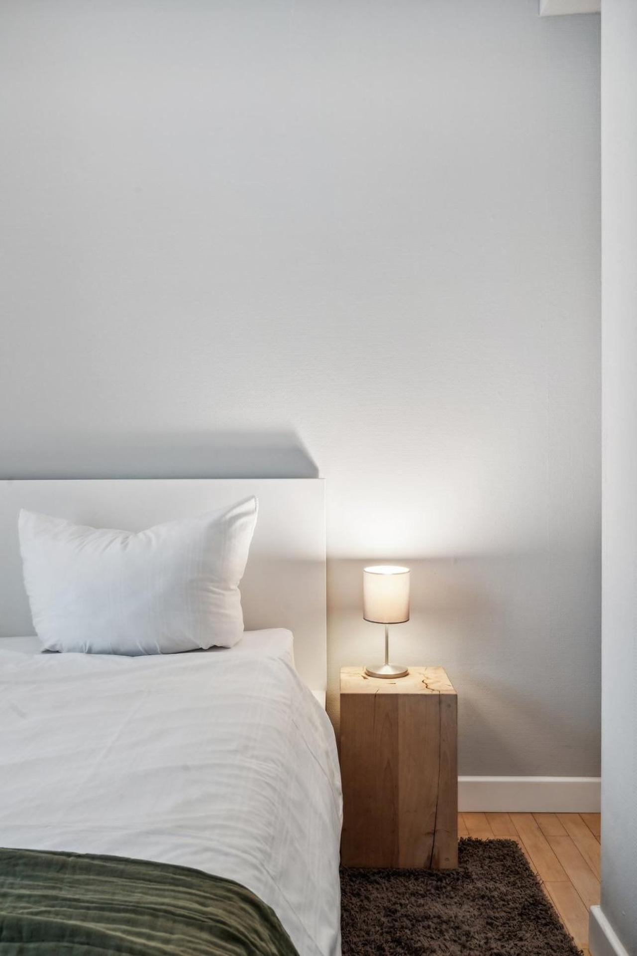 Traumhafte Wohnung Mitten In Charlottenburg เบอร์ลิน ภายนอก รูปภาพ